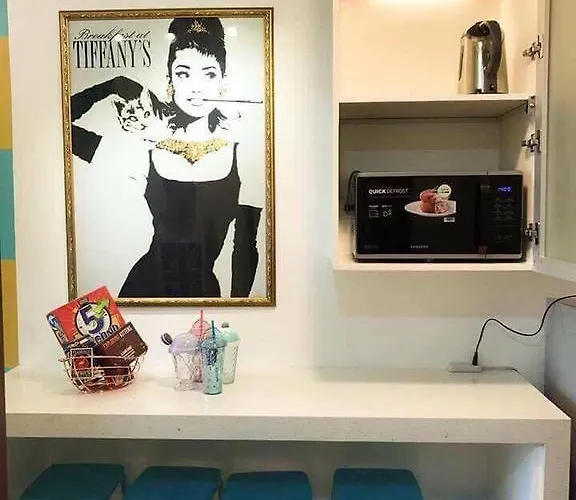 Apartment Tiffany At Shell Residences
